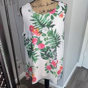 Vince Camuto White and Pink Top